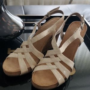 AEROSOLES Sandals